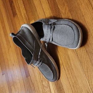 Hey Dudes 6.5 womens